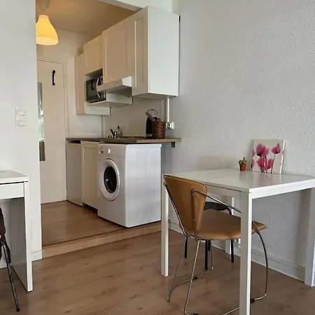 Apartament A Minutes De La Gare De